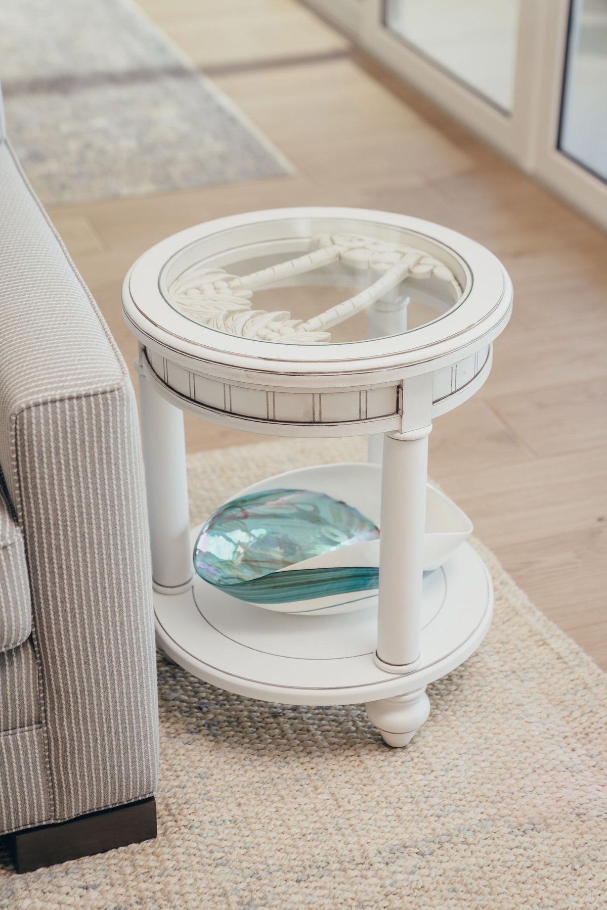 Monaco - Table With Palm Insert