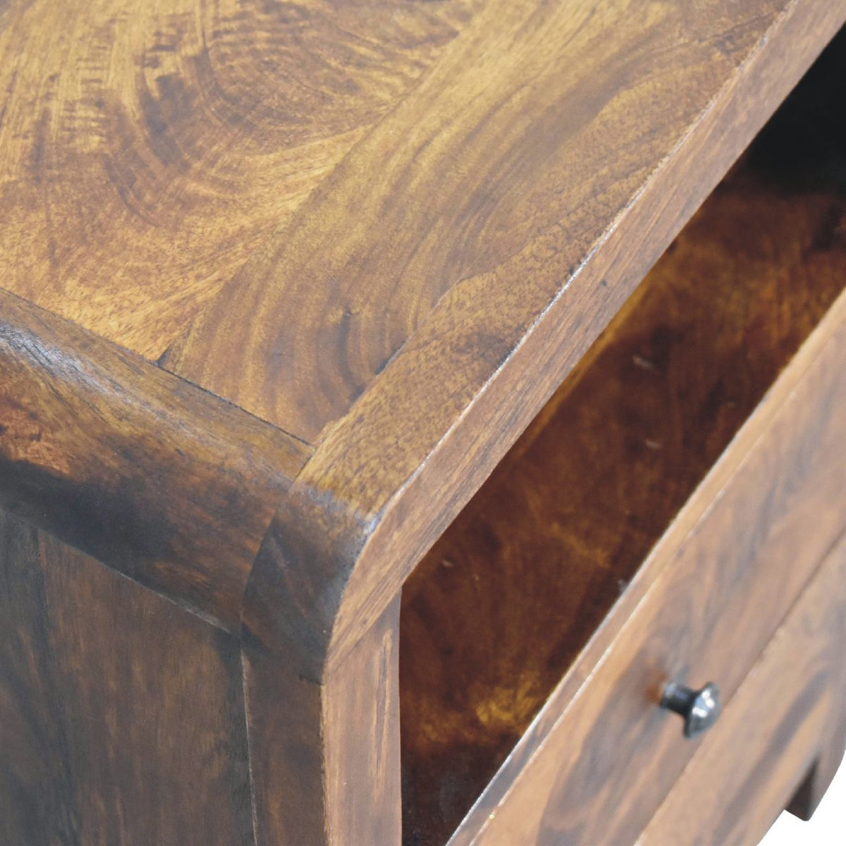 Arvessa - Nightstand - Chestnut