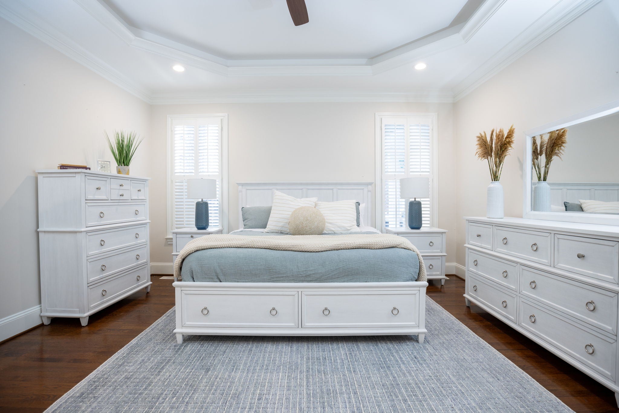 Point Breeze - Storage Bed