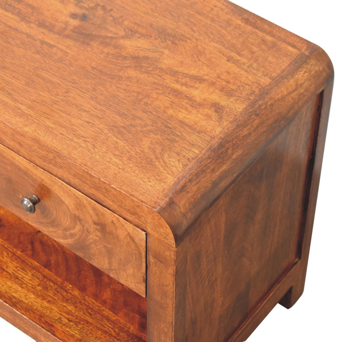 Arvessa - Media Unit - Chestnut