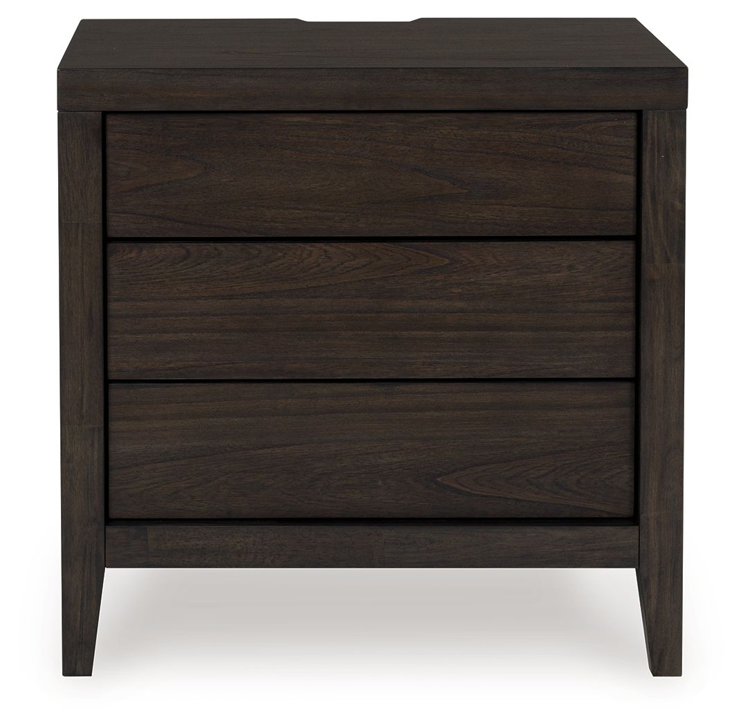 Westonfort - Three Drawer Night Stand - Espresso