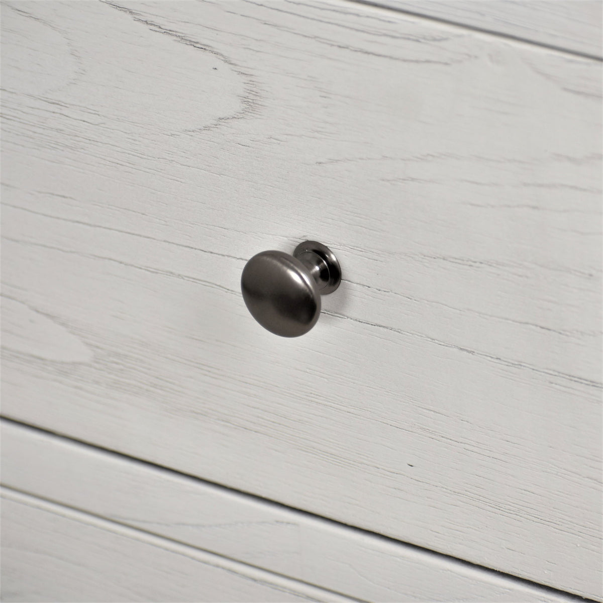 Surfside - 5 Drawer Chest - Weathered White