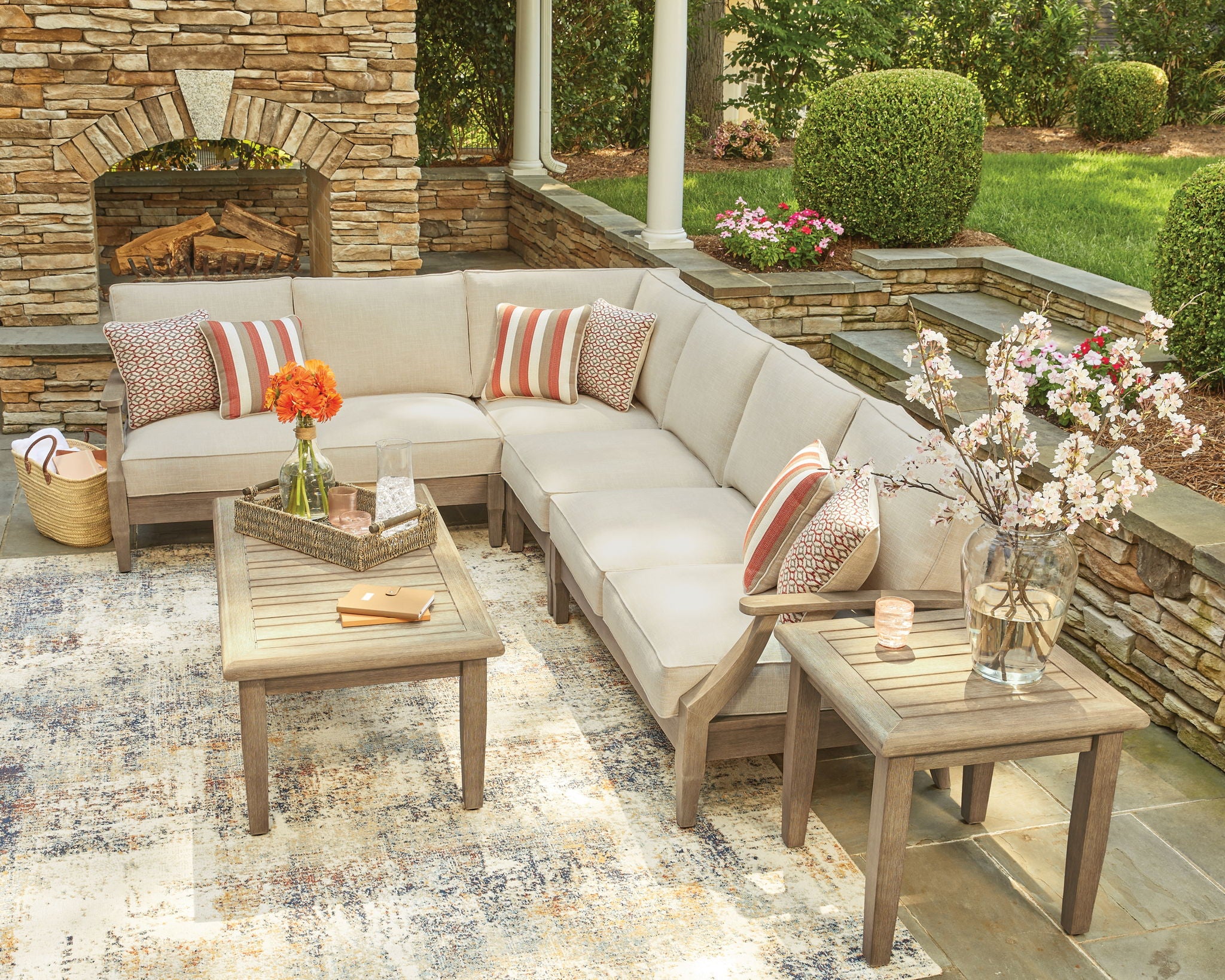 Clare View - 4-Piece Outdoor Sectional - Beige