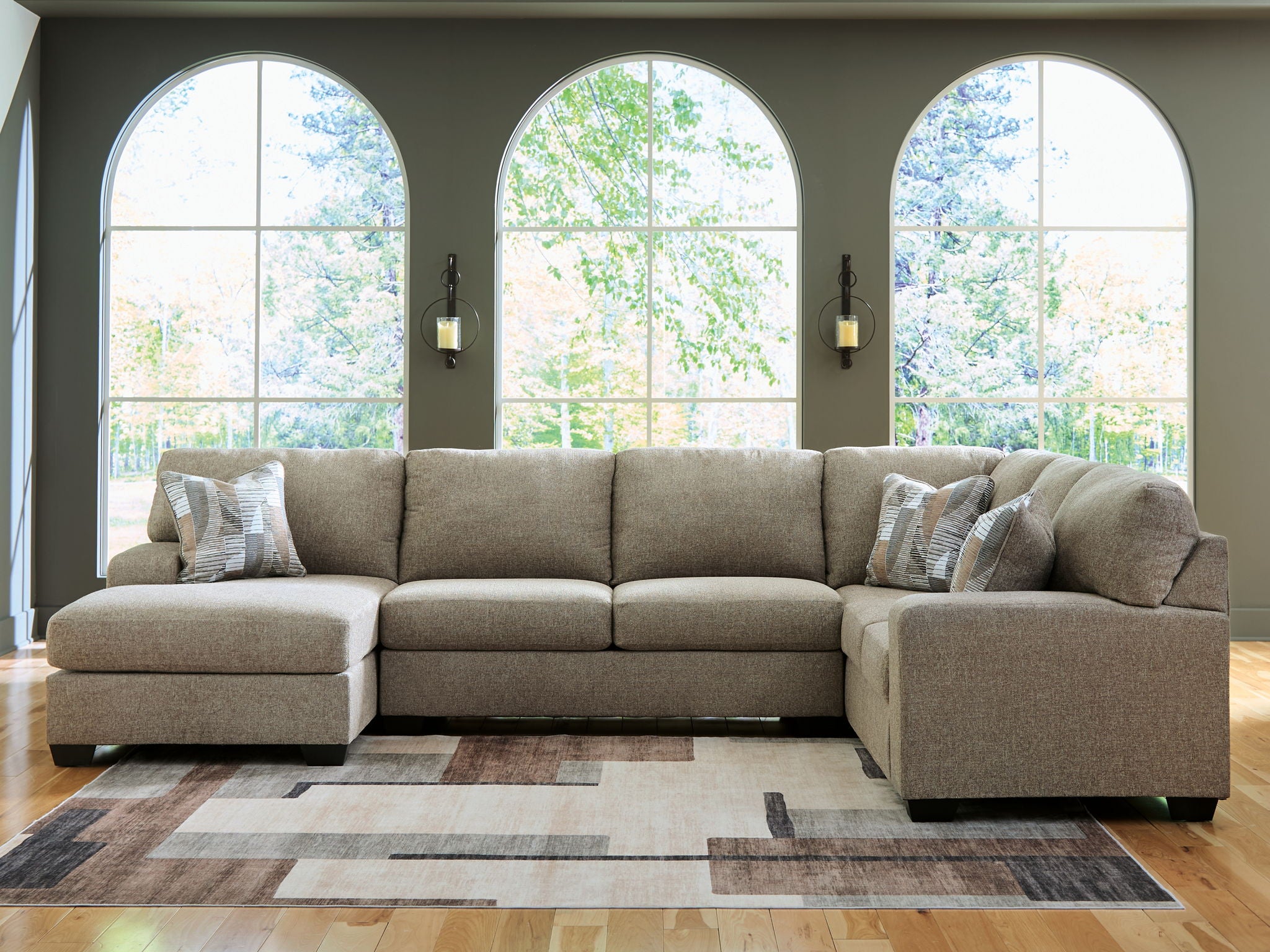 Newellen - 3 Piece Sectional