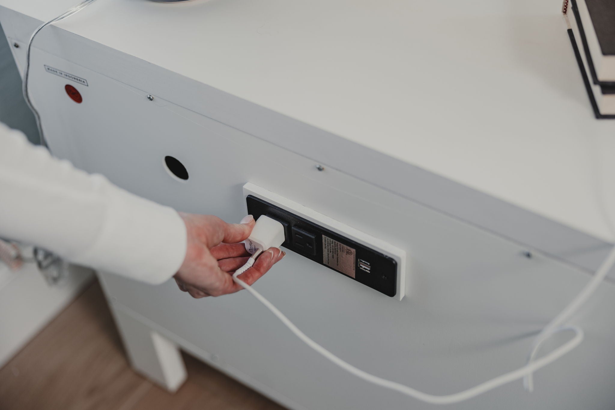 Montauk - 2-Drawer Nightstand With Power Strip And USB-A Port - White
