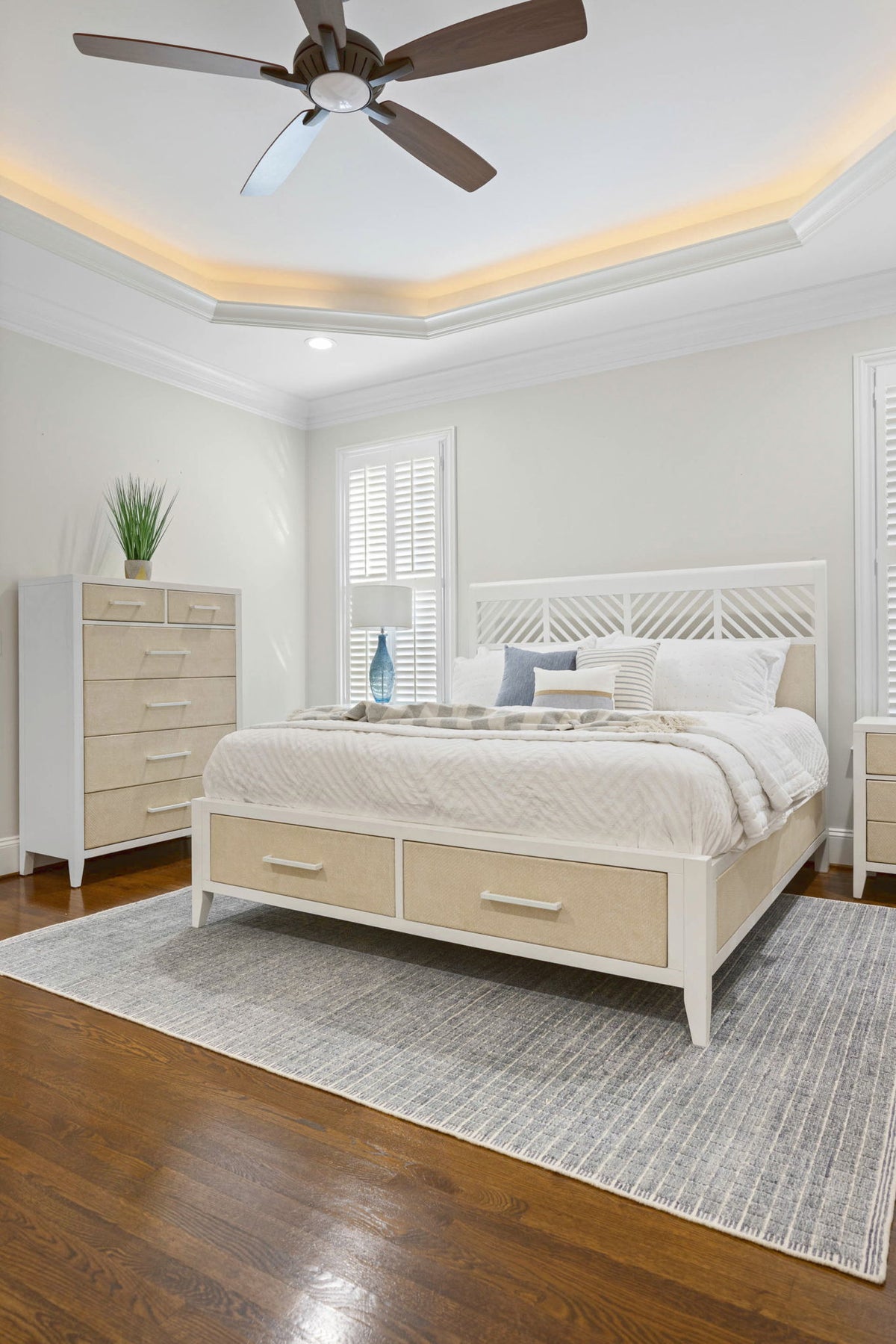 Miramar - 6 Drawer Woven Chest - Sand / Stark White