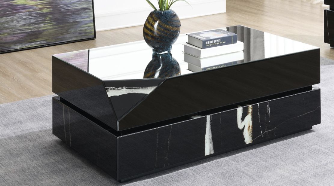 Wenona - Mirrored Coffee Table - Black