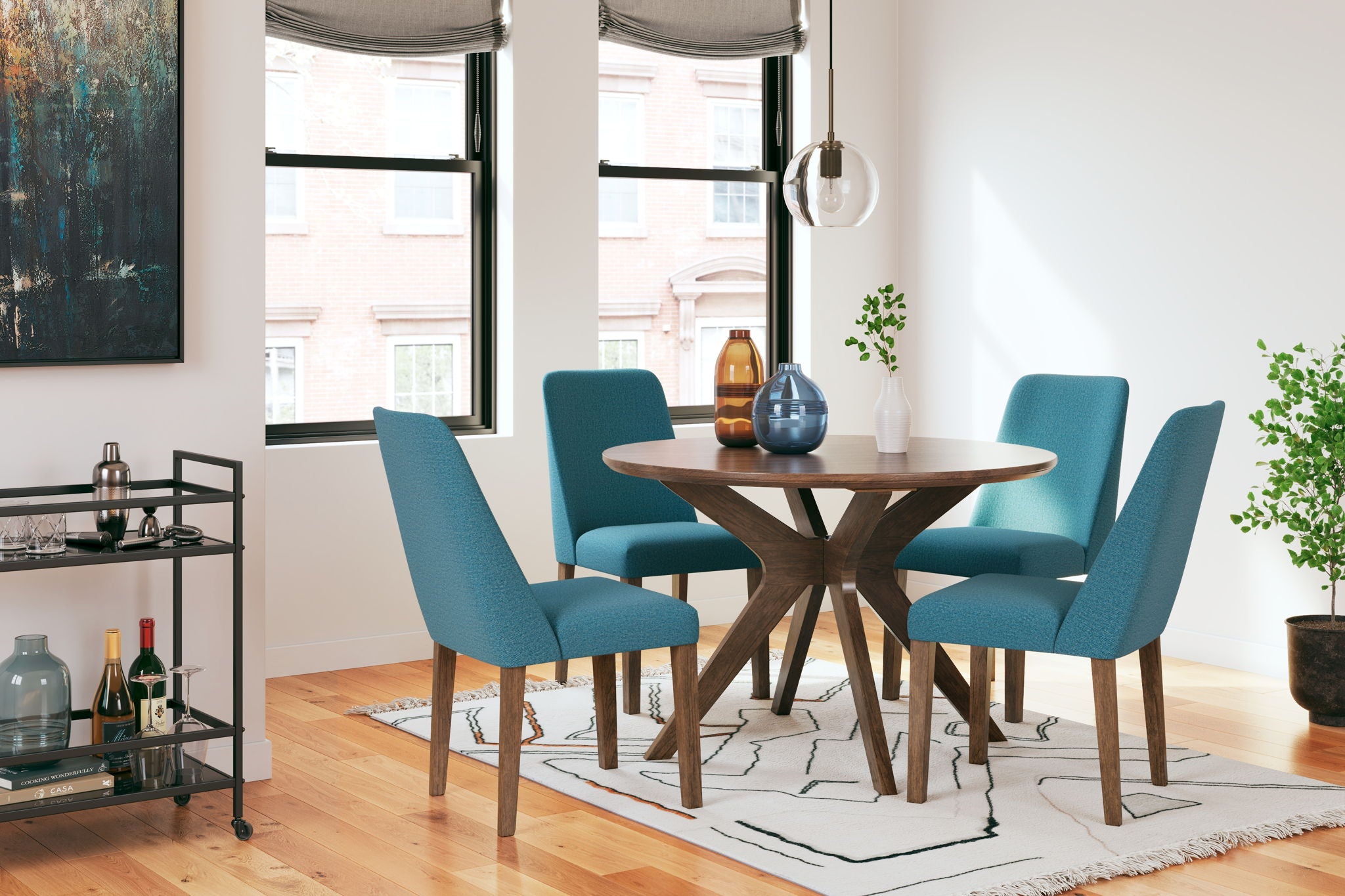 Lyncott - Dining Room Table Set