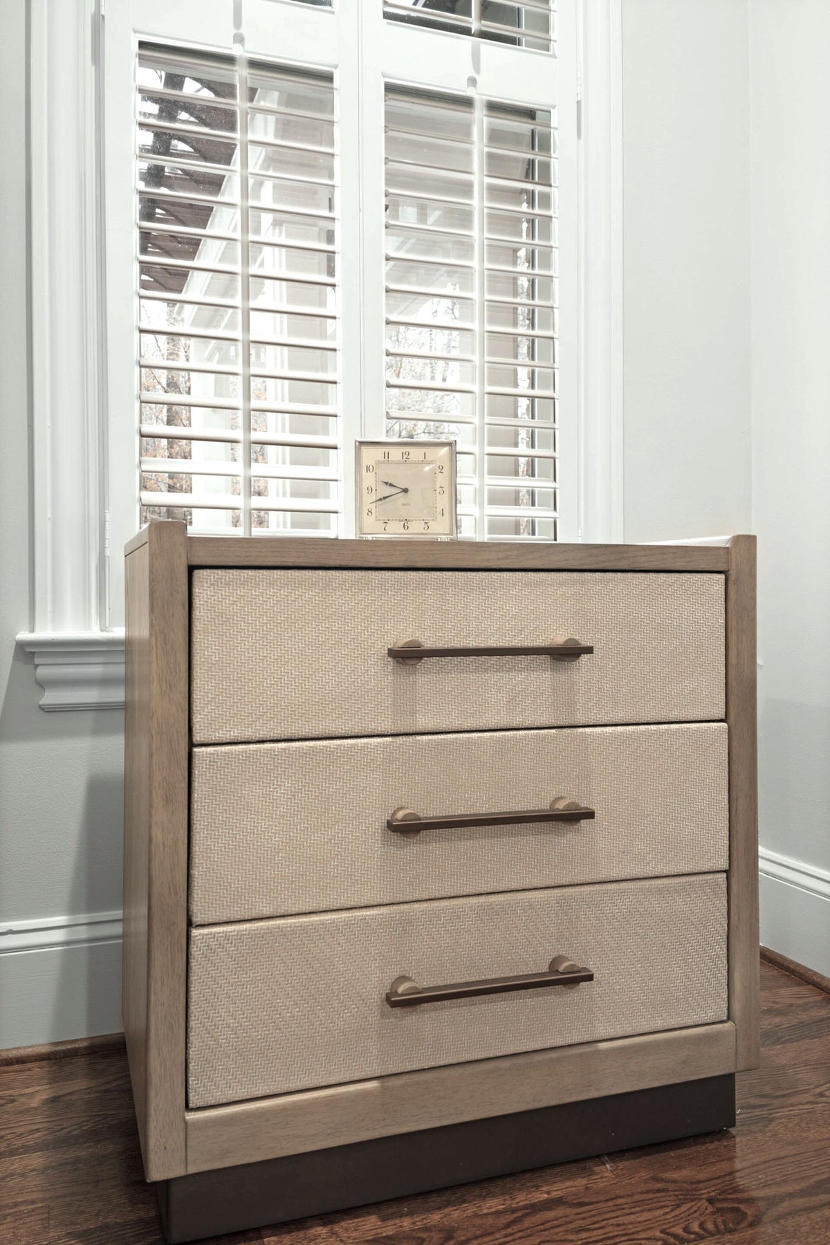 Rio Vista - Woven 3 Drawer Nightstand With Power Strip, USB-A And USB-C Port - Muted Earth Tones / Clay