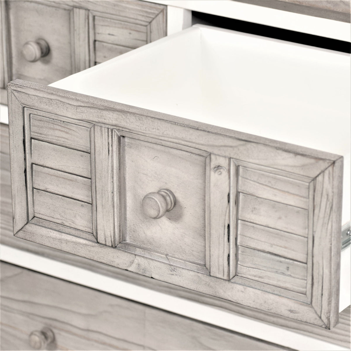Islamorada - 4 Drawer Chest - Dapple Gray / Blanc