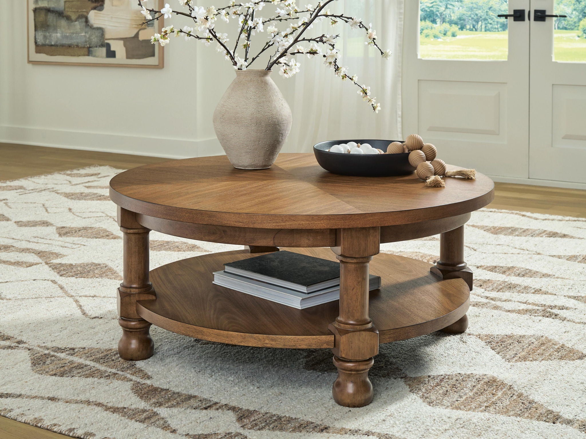 Chadworth - Round Table