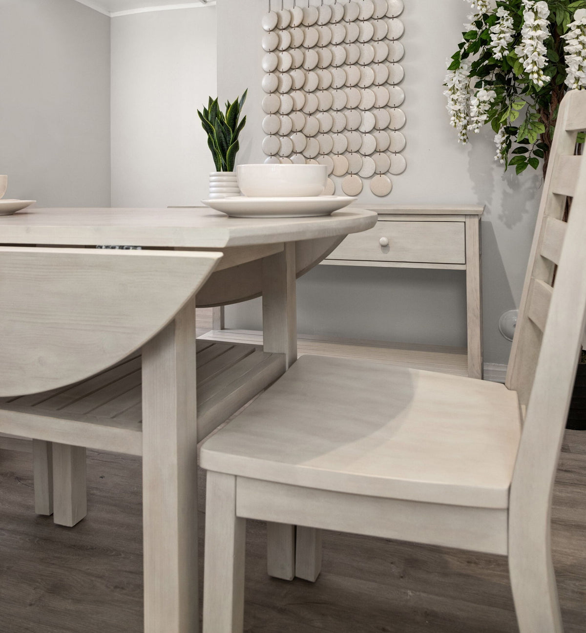 Geneva - Drop Leaf Dining Table With Shelf - Distressed White