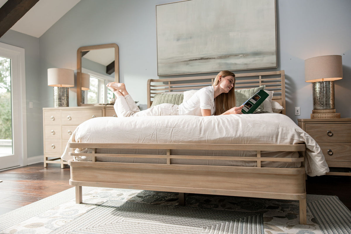 Monterey - Bed