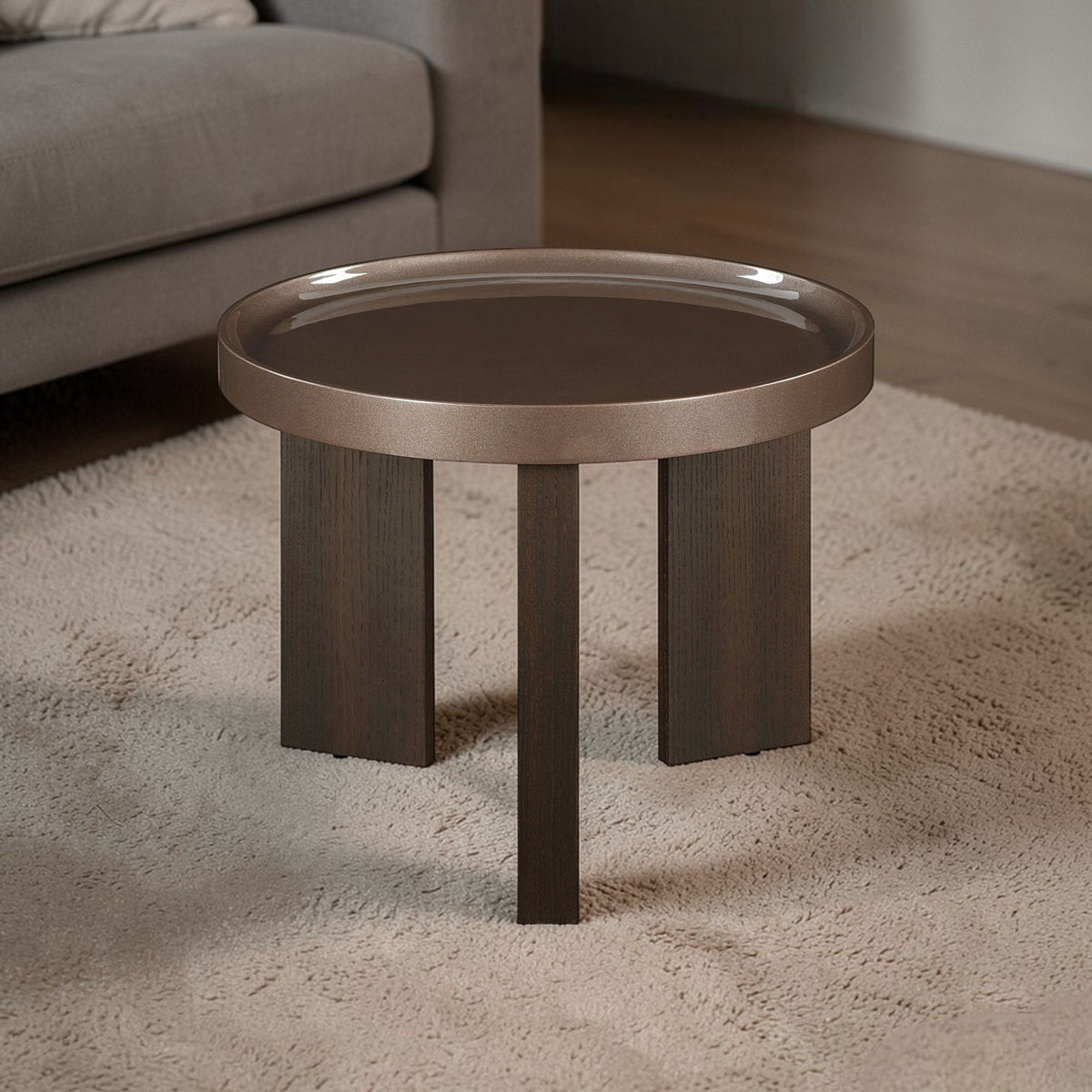 Lakita - Elegant Design Table