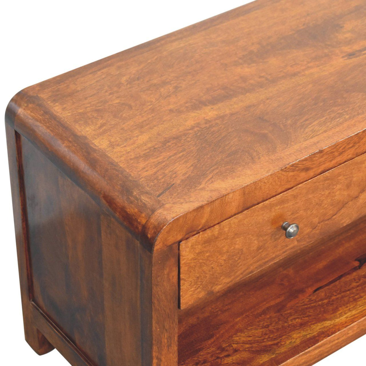 Arvessa - Media Unit - Chestnut