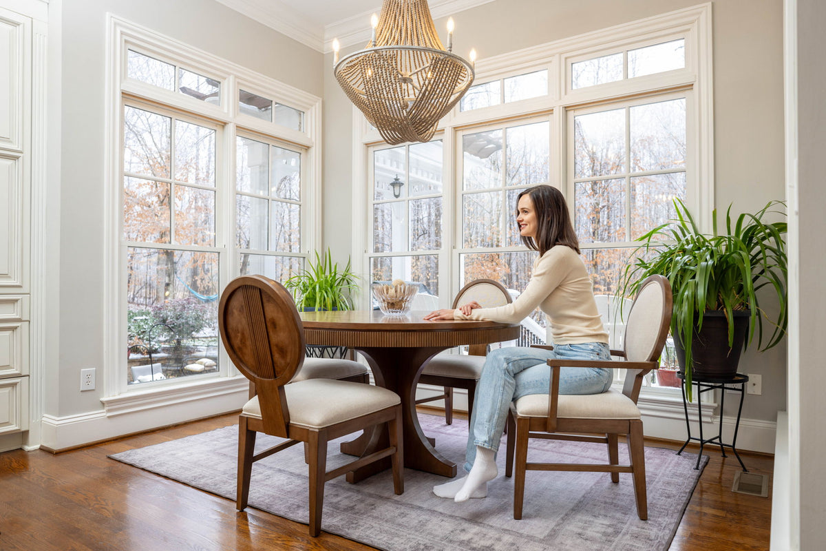 Manhattan Valley - Round Dining Table