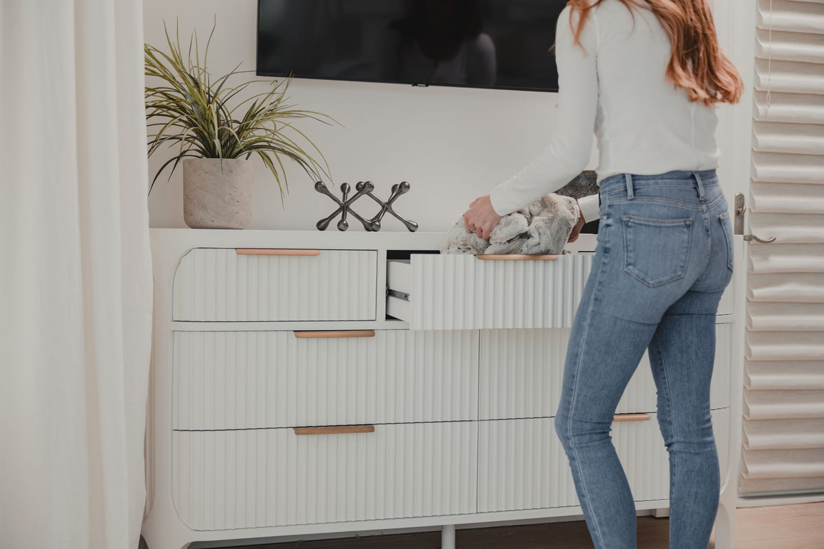 Montauk - 7-Drawer Dresser - White
