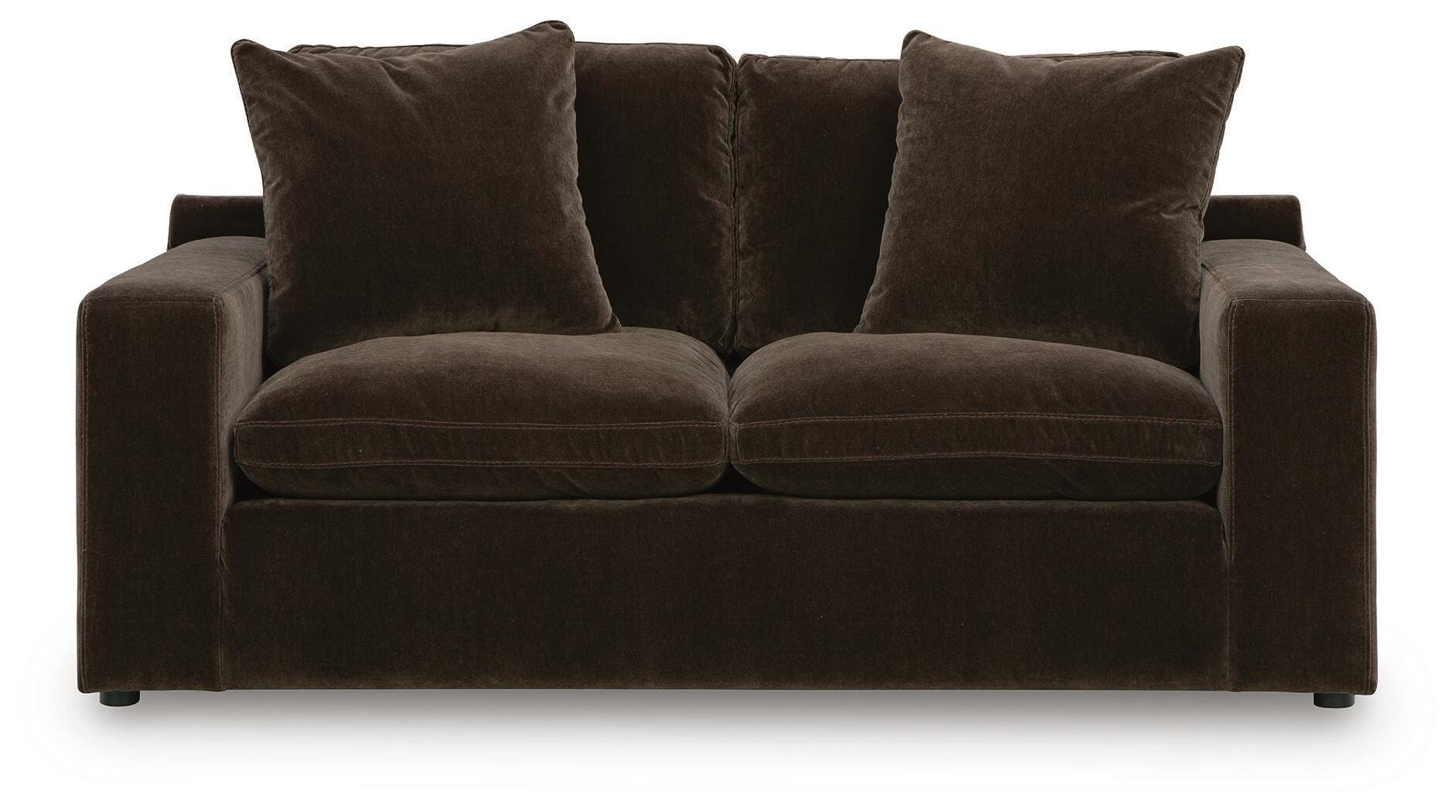Maxton Heights - Loveseat