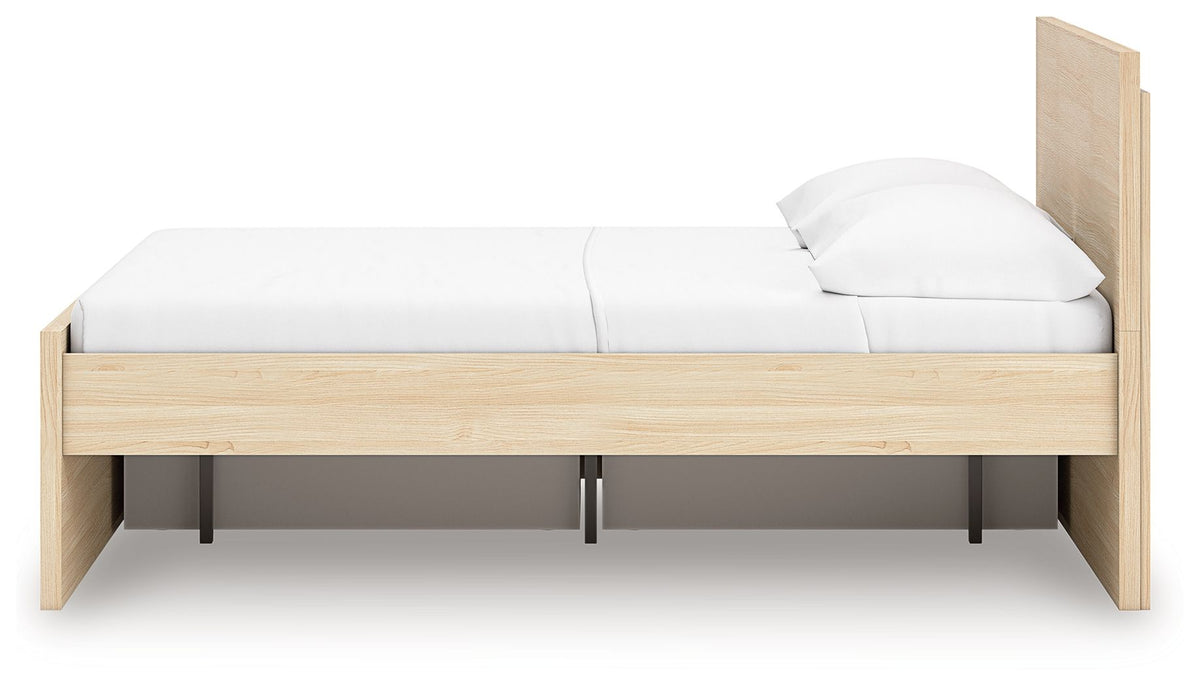 Onita - Panel Platform Bed