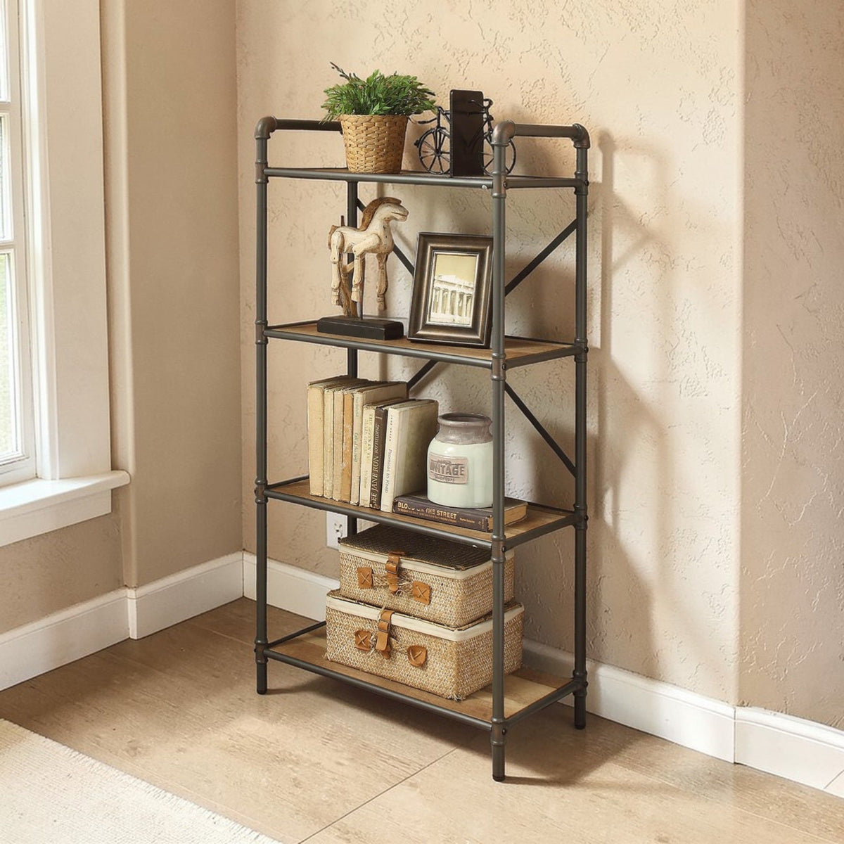 Itzel - Bookshelf