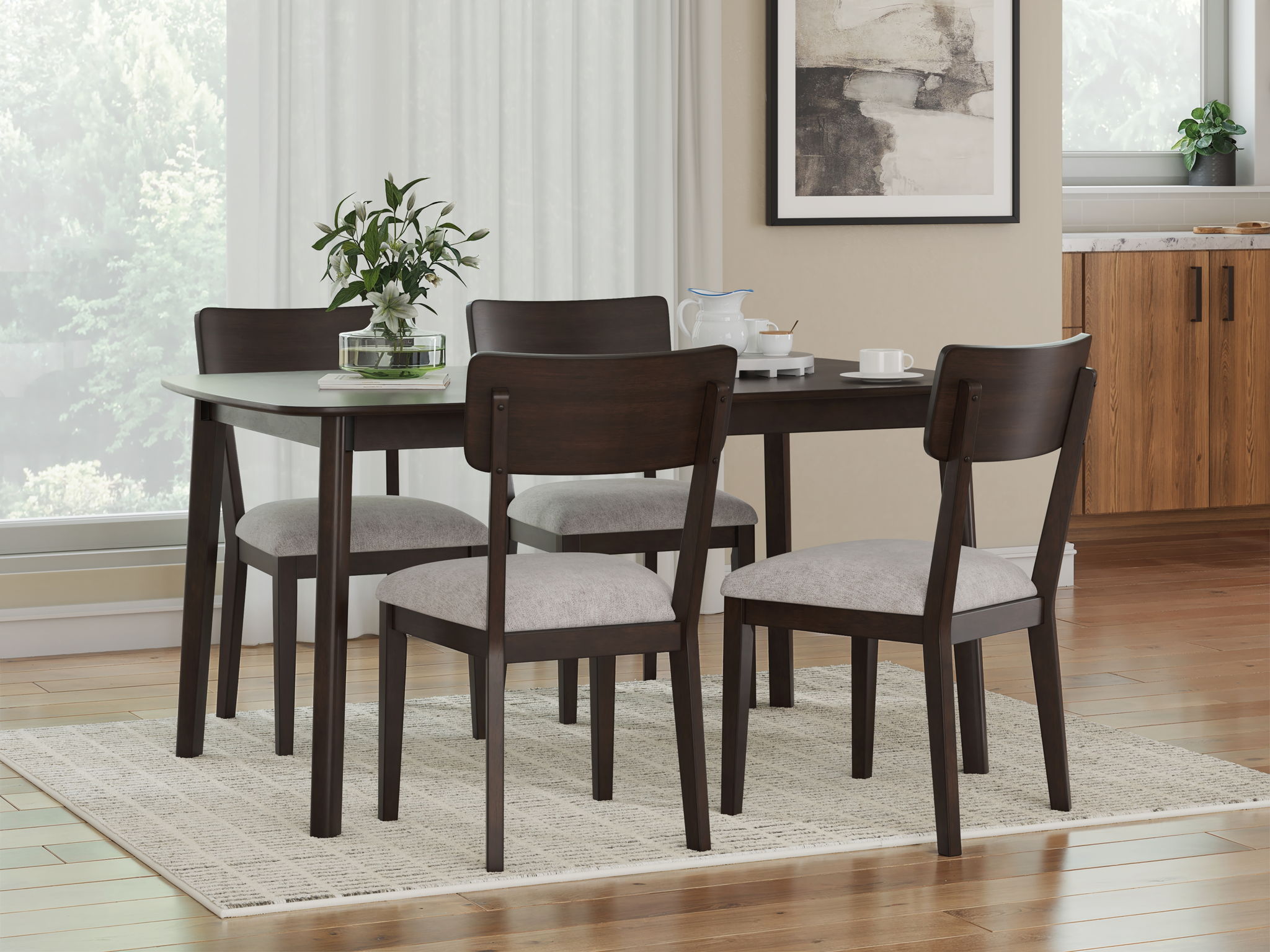 Shorbyn - Dining Room Table Set (Set of 5) - Merlot
